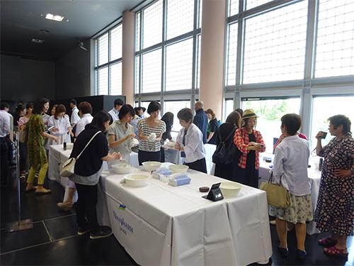 発表会では、「泡立て」や製品体験ができるブースを設置した